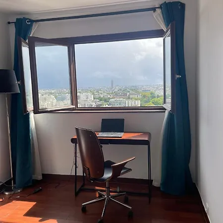 Stunning View Paris *