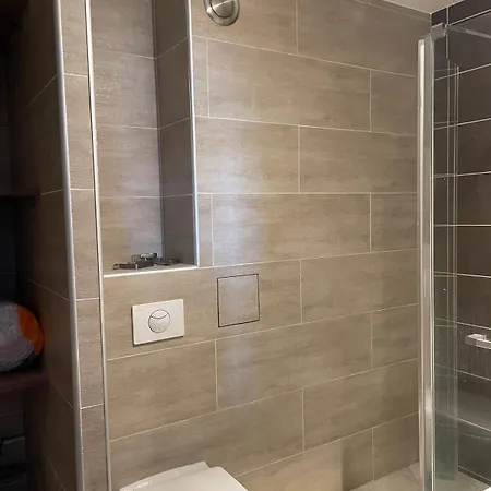 Stunning View Paris קורבוו